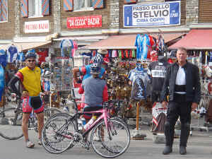 Stelvio-R.jpg (1386803 byte)
