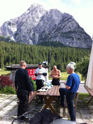 sella-02.jpg (951614 byte)